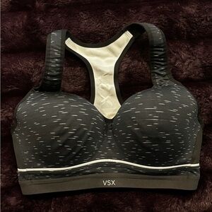 Victoria Secret Sports Bra 34D